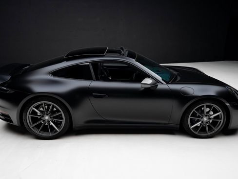 Used 2024 Porsche 911 Carrera T image 33