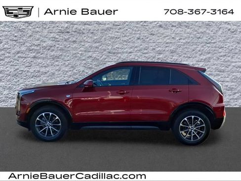 Used 2025 Cadillac XT4 Sport w/ Cold Weather Package FWD image 10