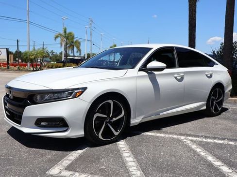 Used 2020 Honda Accord Sport image 3