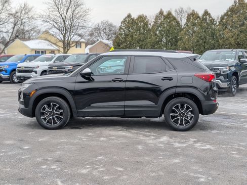 Used 2023 Chevrolet TrailBlazer ACTIV image 12