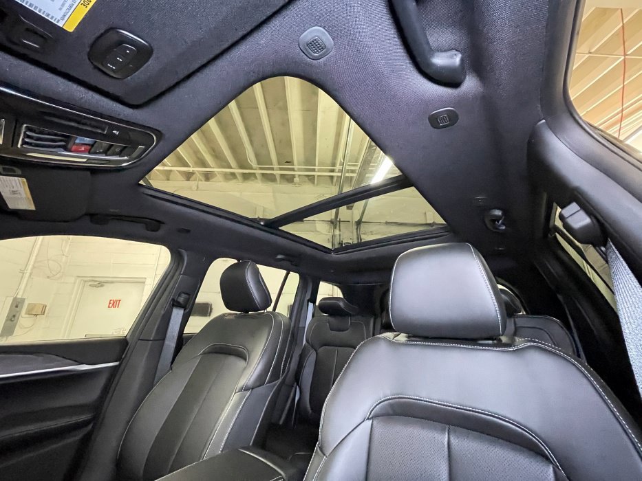 New 2024 Jeep Grand Cherokee Limited 4xe w/ Luxury Tech Group II AWD/4WD image 26