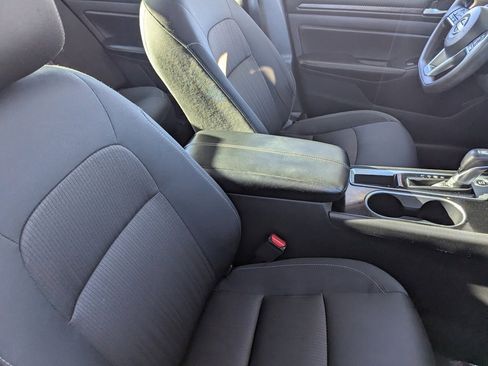 Certified 2024 Nissan Altima 2.5 SV image 11