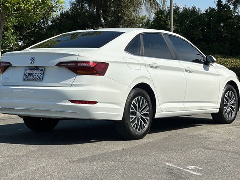 Used 2019 Volkswagen Jetta SE FWD image 8