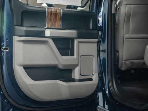 Certified 2020 Ford F150 Lariat image 49