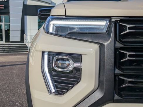 New 2026 GMC Canyon Elevation w/ Convenience Package image 8