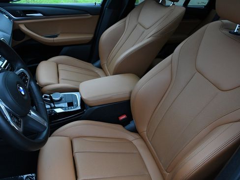 Used 2022 BMW X3 xDrive30i w/ M Sport Package 2 image 9