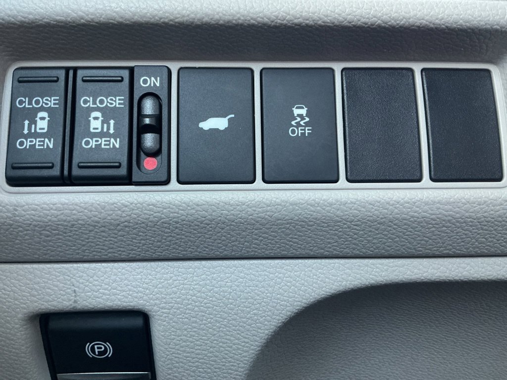 Used 2025 Honda Odyssey EX-L image 24