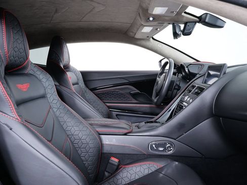 Used 2019 Aston Martin DBS Superleggera RWD image 28