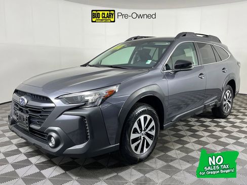 Used 2024 Subaru Outback Premium AWD/4WD image 1