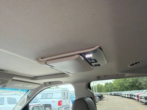 Used 2015 Chevrolet Tahoe LTZ AWD/4WD image 18