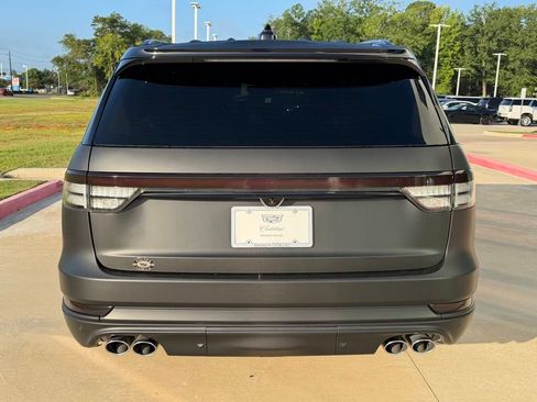 Used 2025 Lincoln Aviator Black Label w/ Jet Appearance Package AWD/4WD image 3