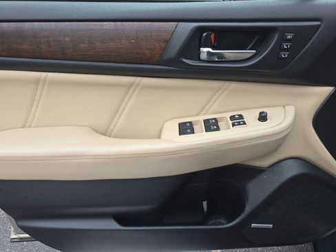 Used 2019 Subaru Outback 2.5i Limited w/ Popular Package #2 AWD/4WD image 25