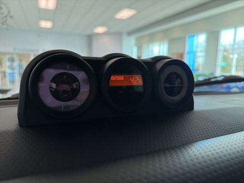 Used 2012 Toyota FJ Cruiser 4WD w/ Upgrade Pkg image 21