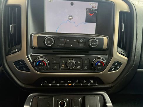 Used 2015 GMC Sierra 2500 Denali w/ Duramax Plus Package image 19