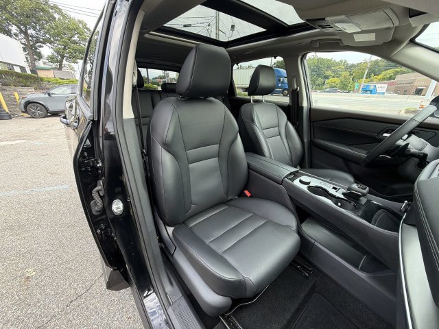 Certified 2023 Nissan Rogue SV w/ SV Premium B Package AWD/4WD image 25