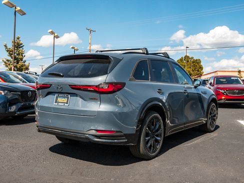 Used 2026 MAZDA CX-90 3.3 Turbo S w/ Premium Package AWD/4WD image 4