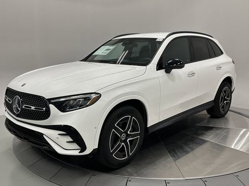 New 2026 Mercedes-Benz GLC 300 image 3