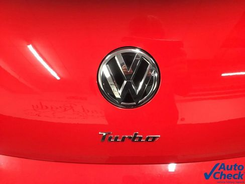 Used 2018 Volkswagen Beetle 2.0T Coast image 24