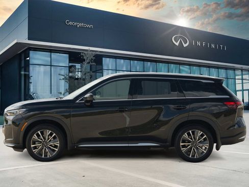 Certified 2026 INFINITI QX60 Luxe w/ Cargo Package image 7