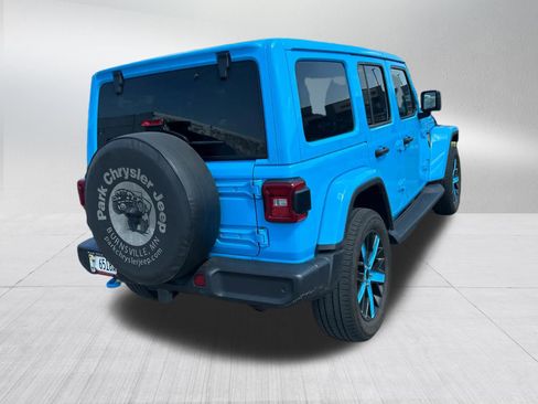 Used 2021 Jeep Wrangler Unlimited Sahara AWD/4WD image 5