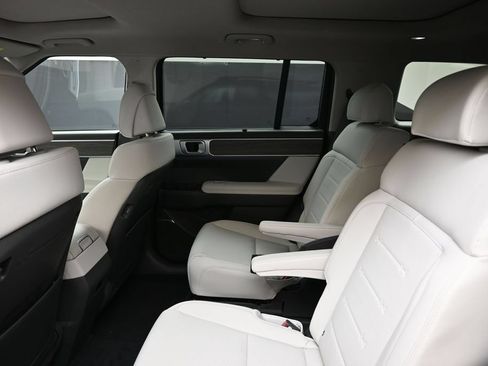 New 2026 Hyundai Santa Fe Limited AWD/4WD image 18