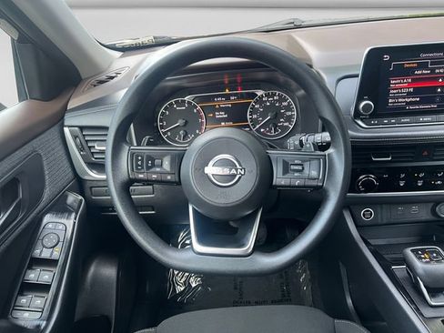 Used 2023 Nissan Rogue S AWD/4WD image 13