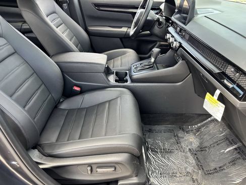 Used 2026 Honda CR-V EX-L image 9