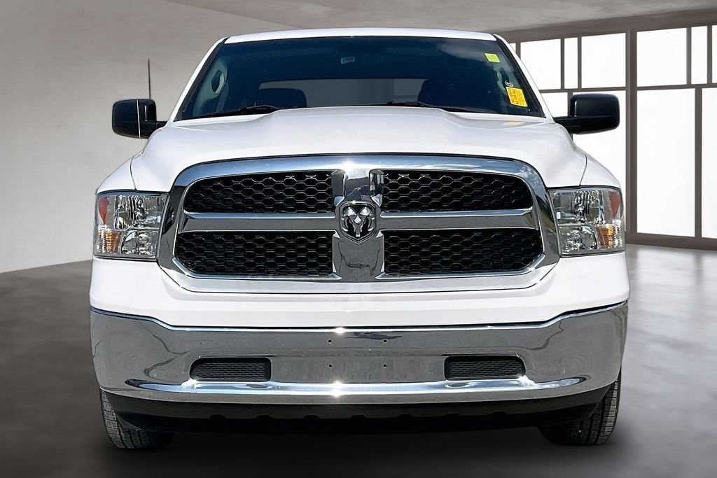 Used 2022 RAM 1500 Classic SLT AWD/4WD image 2