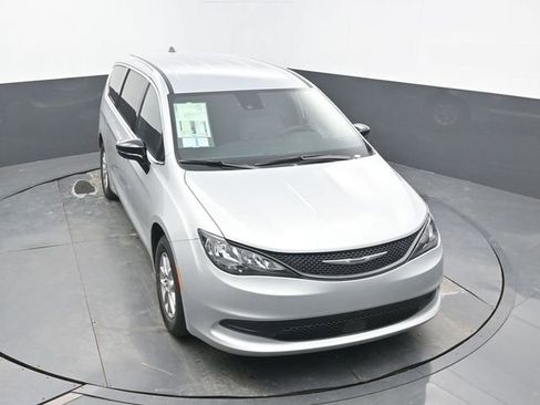 New 2026 Chrysler Voyager LX image 50