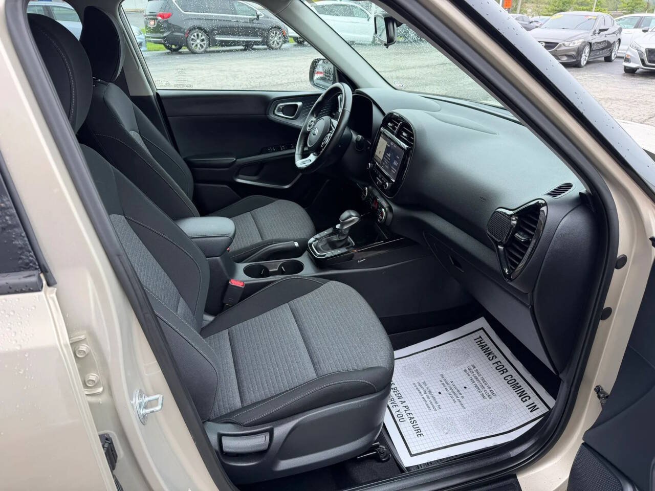 Used 2020 Kia Soul EX FWD image 23