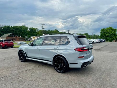 Used 2023 BMW X7 xDrive40i w/ Executive Package AWD/4WD image 4
