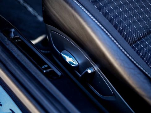 Used 2018 Porsche 911 Carrera T image 26