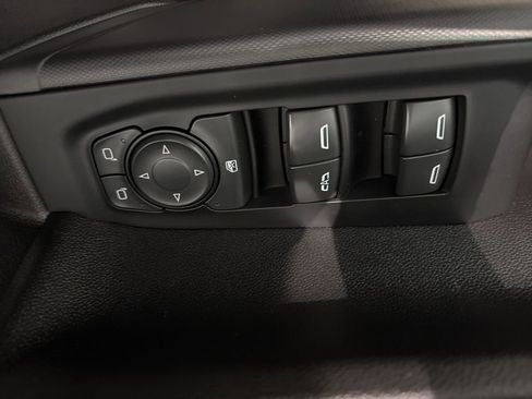 Certified 2022 GMC Sierra 1500 Pro w/ Pro Value Package image 14