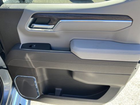 New 2026 GMC Sierra 1500 SLT w/ SLT Premium Package image 21