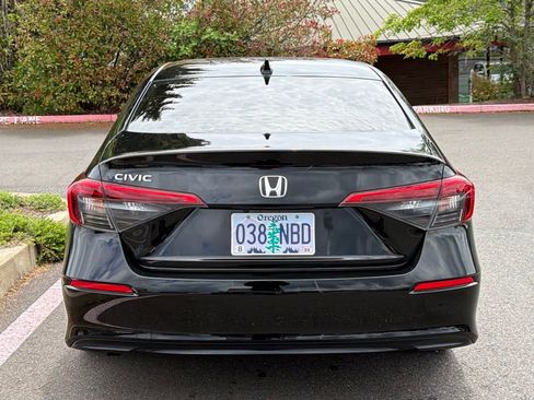 Used 2022 Honda Civic EX image 6