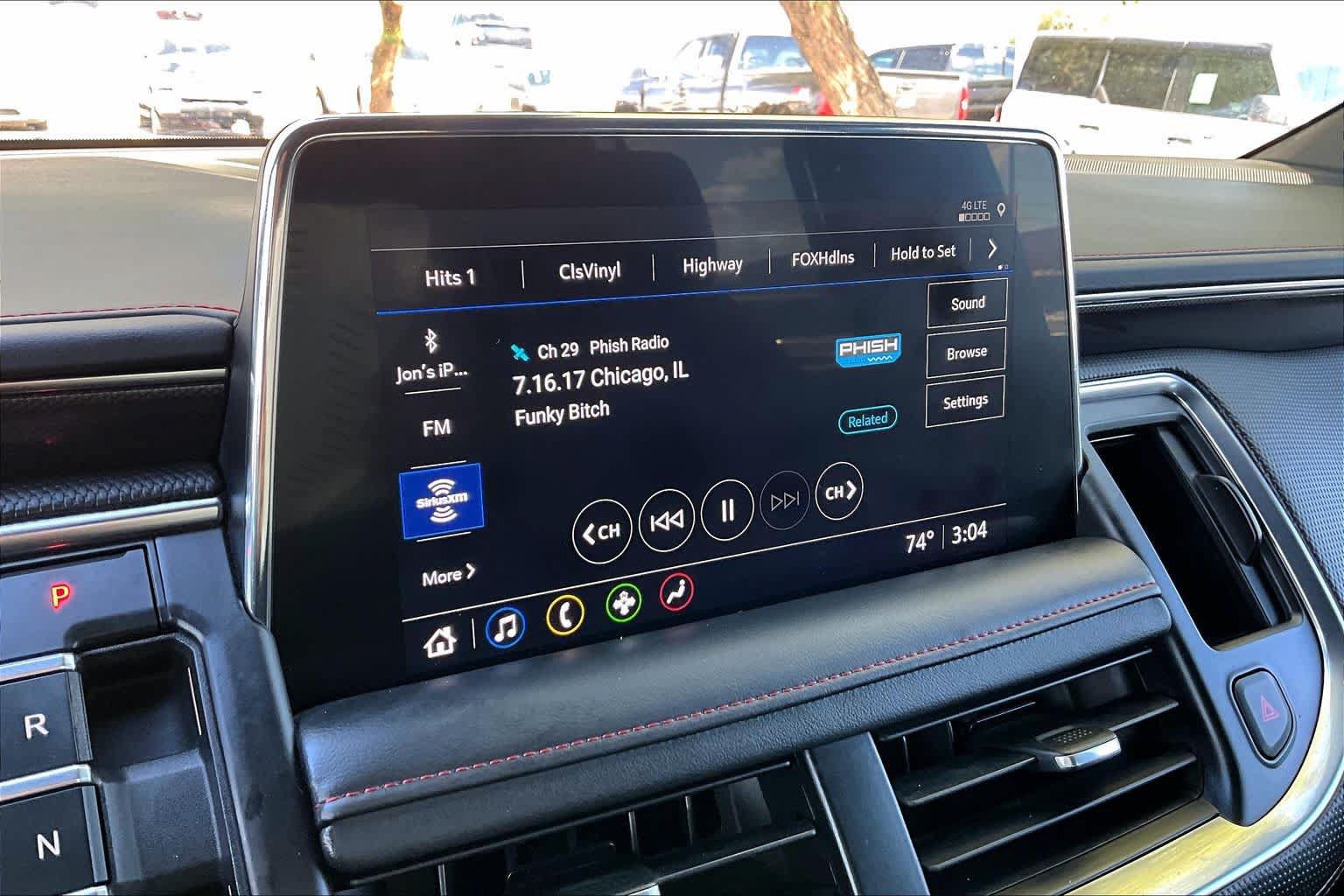 Used 2021 Chevrolet Tahoe RST w/ Luxury Package AWD/4WD image 32