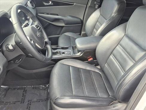 Used 2019 Kia Sorento EX FWD image 15
