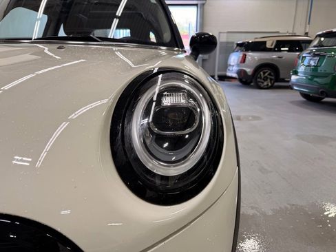 Used 2020 MINI Cooper S FWD image 9