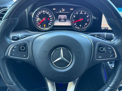 Used 2017 Mercedes-Benz E 300 image 10