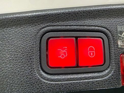 Used 2023 Mercedes-Benz C 43 AMG C 43 AMG image 7