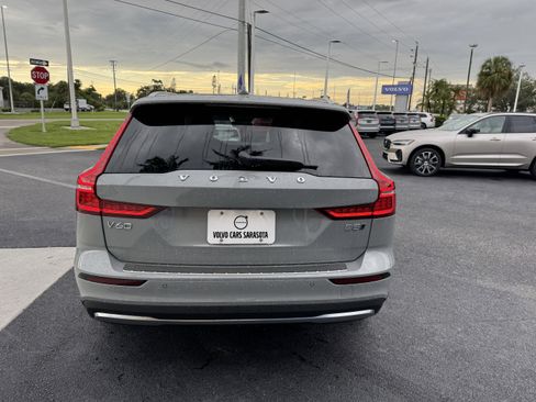New 2026 Volvo V60 B5 Cross Country Plus w/ Protection Package Premier image 4