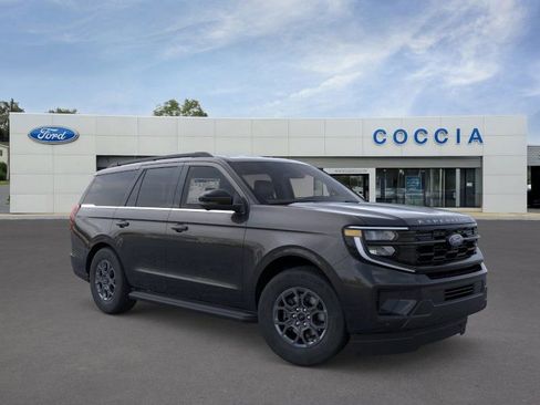 New 2026 Ford Expedition Active image 7