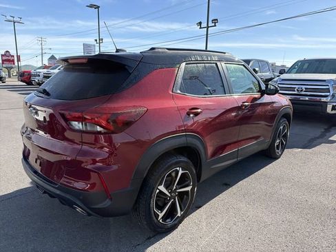 Used 2023 Chevrolet TrailBlazer RS w/ Sun and Liftgate Package AWD/4WD image 6