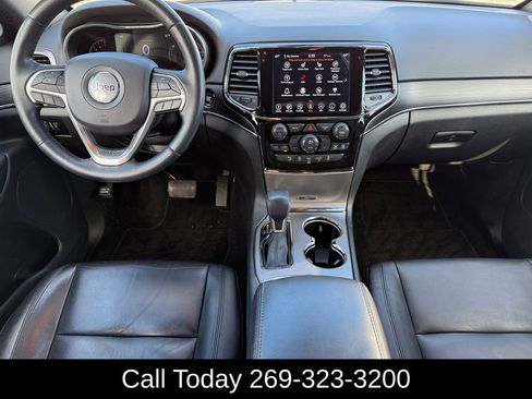 Used 2022 Jeep Grand Cherokee Limited image 2