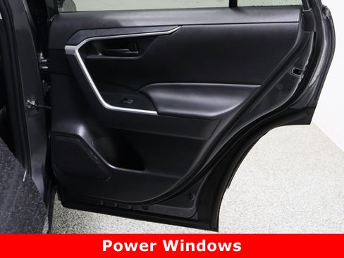 Used 2024 Toyota RAV4 LE image 29