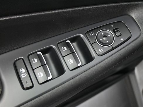 Used 2023 Hyundai Santa Fe SEL image 4