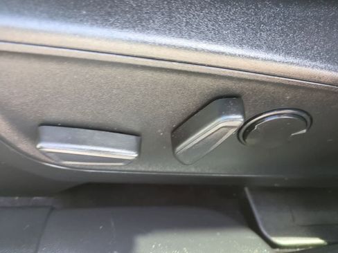 Used 2023 Ford Escape Active FWD image 17