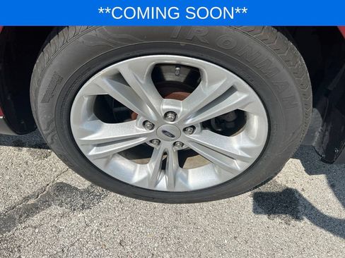 Used 2018 Ford Taurus SEL w/ Equipment Group 201A FWD image 16