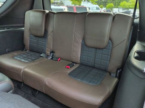 Used 2019 Nissan Armada Platinum w/ Captain's Chairs Package AWD/4WD image 16