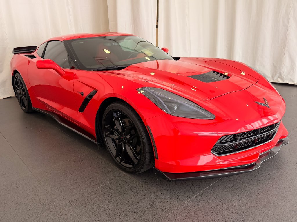 Used 2019 Chevrolet Corvette Stingray Coupe w/ 2LT Preferred Equipment Group RWD image 7